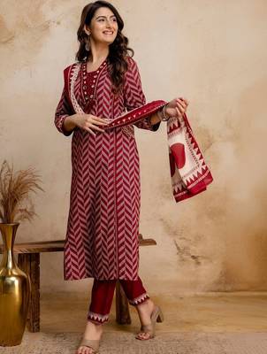 women printed regular mirror work  cotton kurta with trousers & with dupatta 5