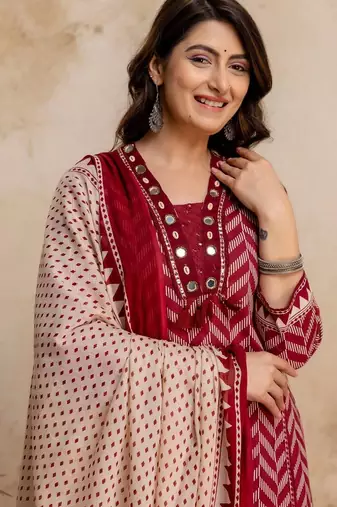 women printed regular mirror work  cotton kurta with trousers & with dupatta