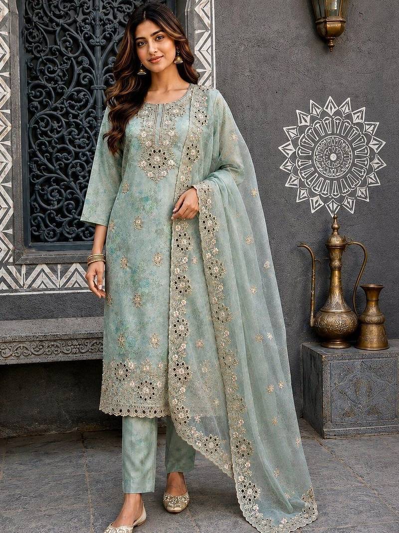 women floral printed regular mirror work kurta with trousers & with dupatta