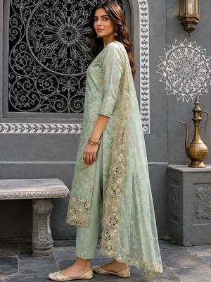 women floral printed regular mirror work kurta with trousers & with dupatta 2