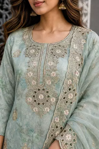 women floral printed regular mirror work kurta with trousers & with dupatta