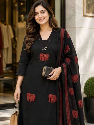women ethnic motifs embroidered thread work  cotton kurta & trousers 2