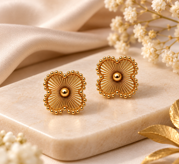Anti-tarnish, four-petal design, radial texture, stud closure, women's jewellery 2