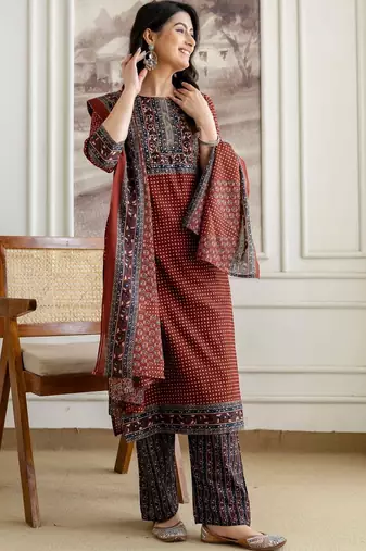 women ethnic motifs printed regular  cotton kurta with trousers & with dupatta