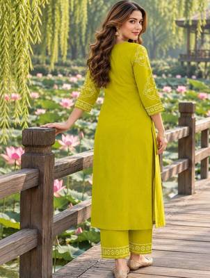 women ethnic motifs printed regular mirror work  cotton kurta with trousers & with dupatta 3