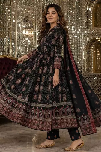 women ethnic motifs printed angrakha  cotton kurta with trousers & with dupatta