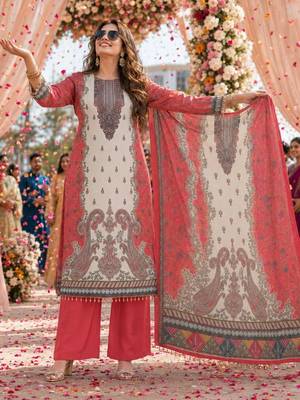 women ethnic motifs printed regular kurta with palazzos & with dupatta 4