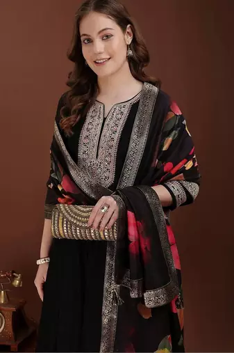 women floral embroidered regular kurta with trousers & with dupatta