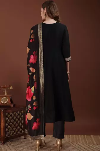 women floral embroidered regular kurta with trousers & with dupatta