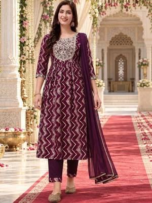women printed regular kurta with trousers & with dupatta 1