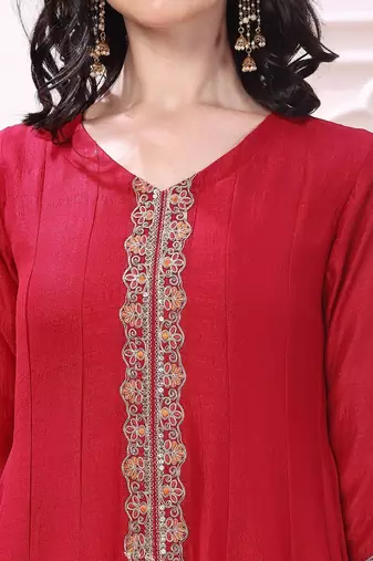 women ethnic motifs embroidered panelled thread work kurta with trousers & with dupatta