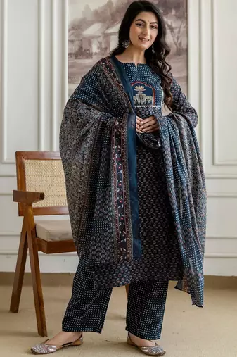 women ethnic motifs printed regular  cotton kurta with palazzos & with dupatta