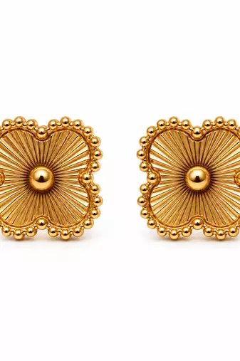 Anti-tarnish, four-petal design, radial texture, stud closure, women's jewellery