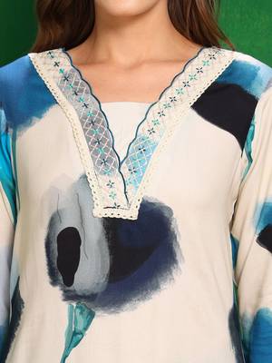 women floral regular patchwork kurta with palazzos 2