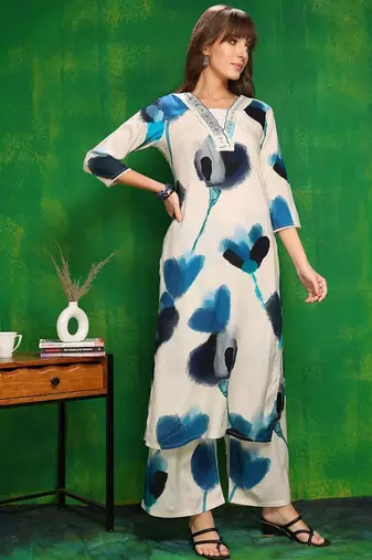 women floral regular patchwork kurta with palazzos