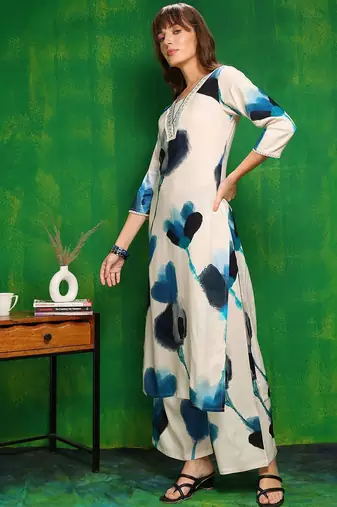 women floral regular patchwork kurta with palazzos
