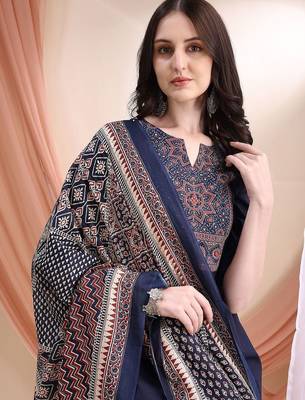 women ethnic motifs printed regular  cotton kurta with trousers & with dupatta 2