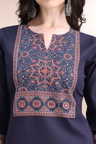 women ethnic motifs printed regular  cotton kurta with trousers & with dupatta