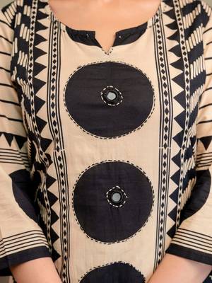 women printed regular  cotton kurta with palazzos & with dupatta 3