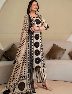women printed regular  cotton kurta with palazzos & with dupatta 6