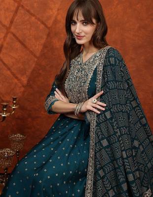 women ethnic motifs embroidered tiered thread work  silk kurta with trousers & with dupatta 2