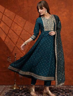 women ethnic motifs embroidered tiered thread work  silk kurta with trousers & with dupatta 6