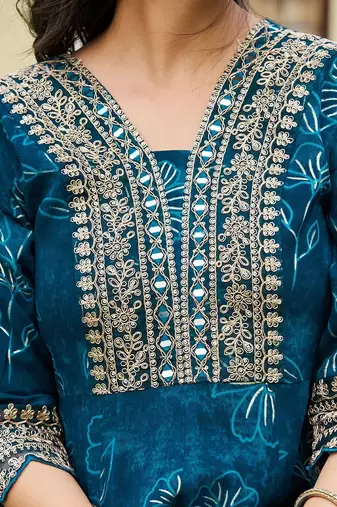 women floral printed panelled thread work kurta with trousers & with dupatta