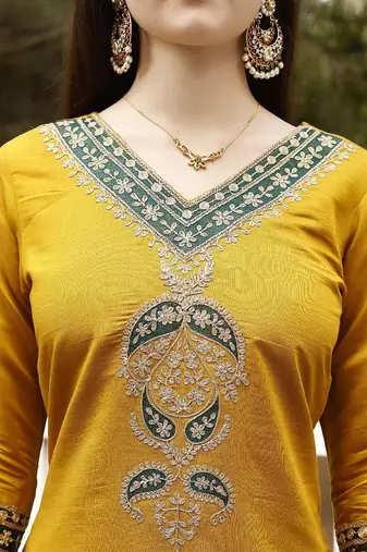 women paisley embroidered regular thread work chanderi cotton kurta set