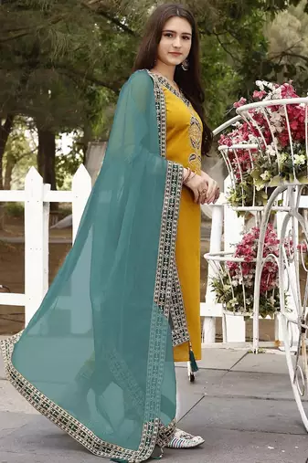 women paisley embroidered regular thread work chanderi cotton kurta set