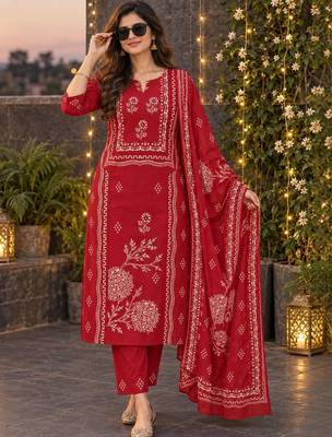women ethnic motifs printed regular  cotton kurta with trousers & with dupatta 4