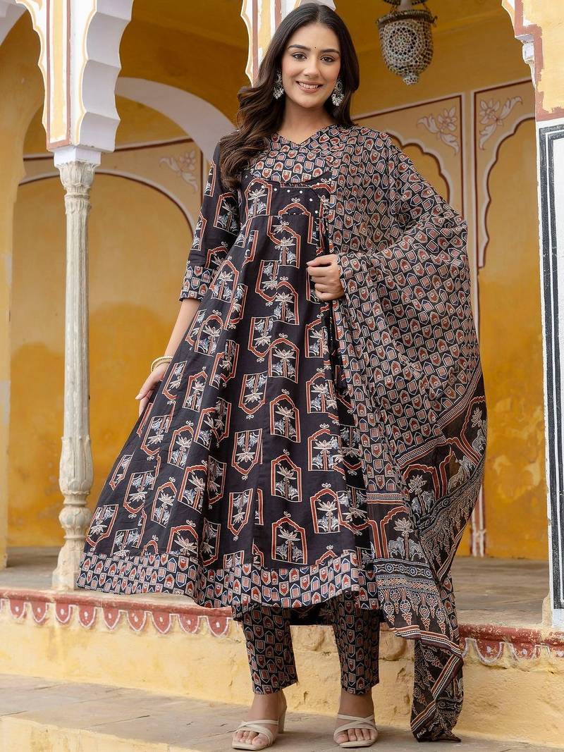 women ethnic motifs printed regular sequinned  cotton kurta with trousers & with dupatta