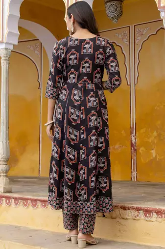 women ethnic motifs printed regular sequinned  cotton kurta with trousers & with dupatta