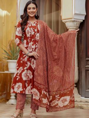 women floral printed pleated  cotton kurta with trousers & with dupatta 5