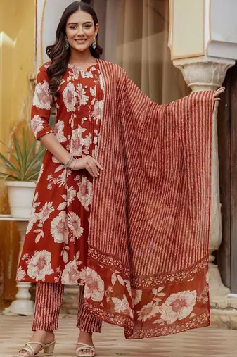 women floral printed pleated  cotton kurta with trousers & with dupatta