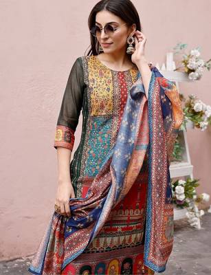 women ethnic motifs printed regular chanderi cotton kurta with trousers & with dupatta 2