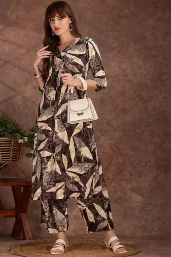 women ethnic motifs printed regular kurta with palazzos