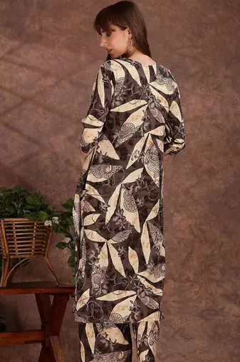 women ethnic motifs printed regular kurta with palazzos