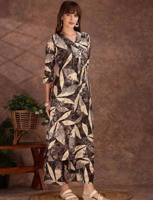 women ethnic motifs printed regular kurta with palazzos 6