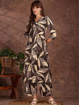 women ethnic motifs printed regular kurta with palazzos 7