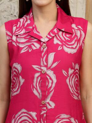 women floral printed regular kurta with palazzos 6