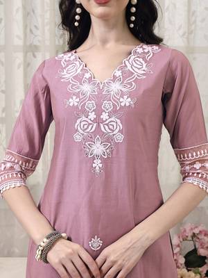 floral embroidered v neck chanderi cotton kurta with trousers & dupatta 2