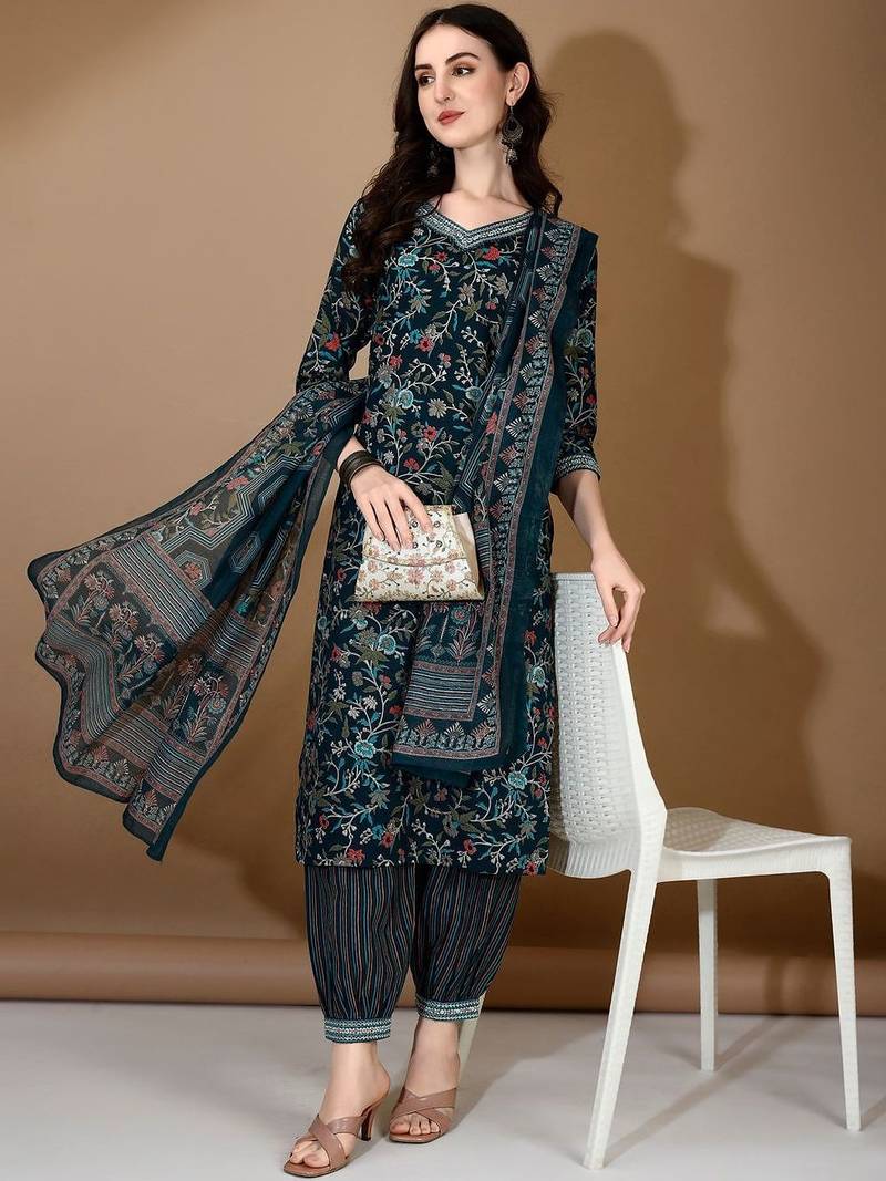 women floral printed regular thread work kurta with patiala & with dupatta