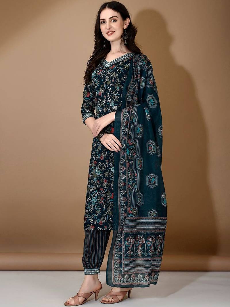 women floral printed regular thread work kurta with patiala & with dupatta