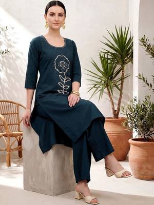 ethnic motifs embroidered thread work  cotton kurta with palazzos 5