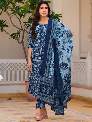 women floral printed cotton anarkali kurta with trousers & dupatta 7