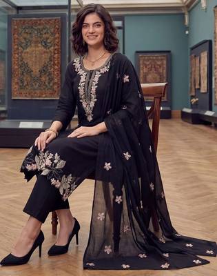 women ethnic motifs embroidered regular thread work chanderi cotton kurta with trousers & with 4