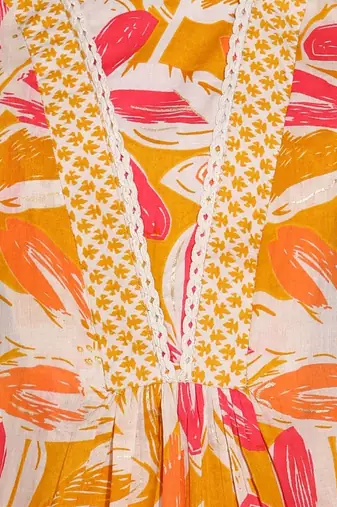 women floral printed  cotton kurta with trousers & with dupatta