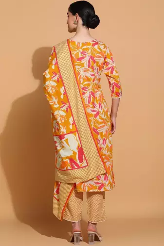 women floral printed  cotton kurta with trousers & with dupatta