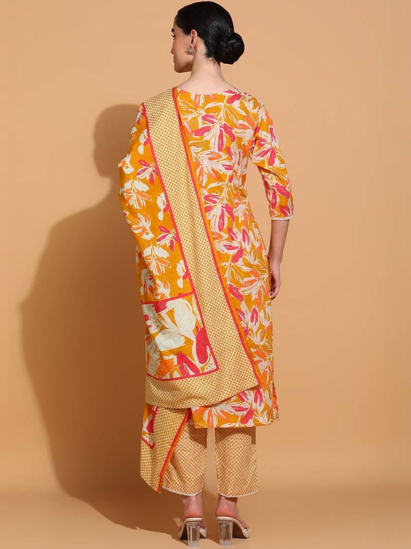 women floral printed  cotton kurta with trousers & with dupatta