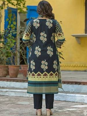 women floral printed sequinned  cotton kurta with trousers & with dupatta 4